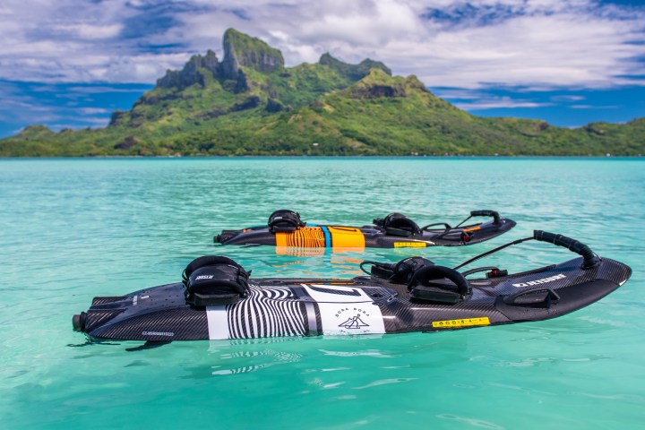 a small boat in a body of water